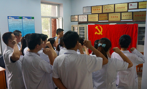 xyy-20150625-01.jpg 雷火竞技app官方网站